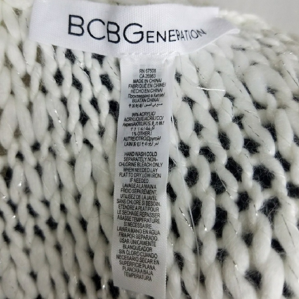 ❄2/$15 BCBGeneration Sparkly Infinity Loop Scarf - Picture 5 of 6